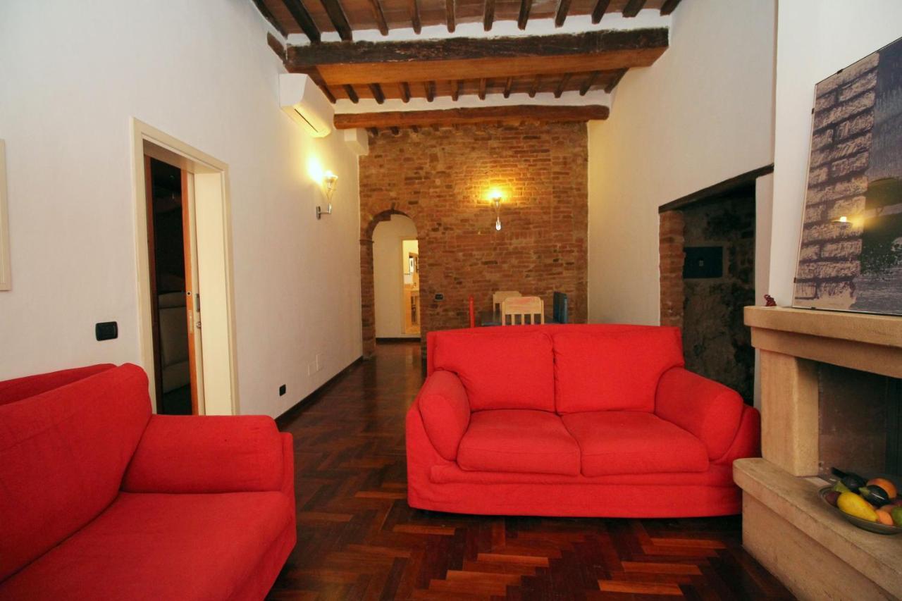 Logge Del Papa Apartment Siena Exterior photo