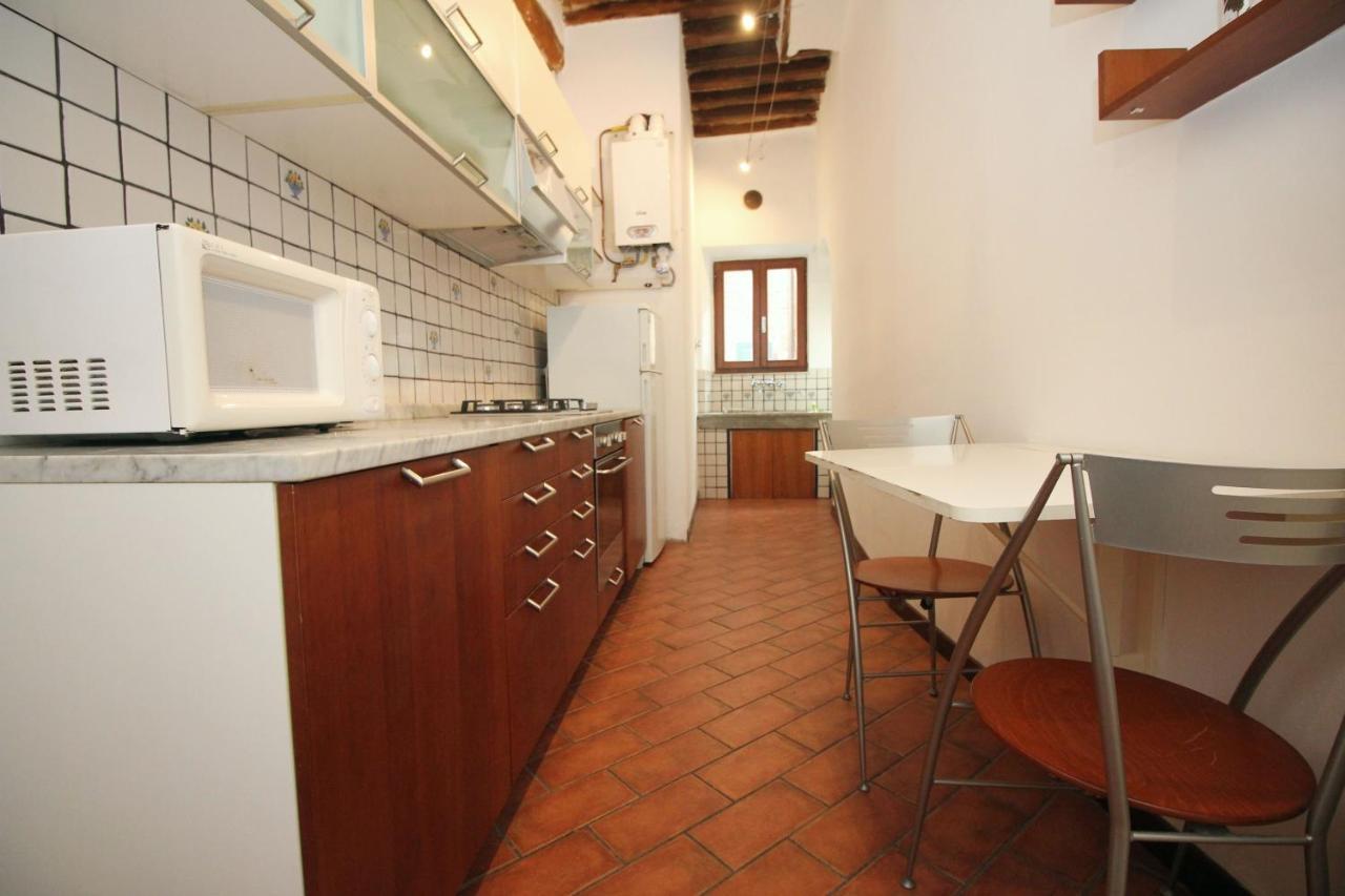 Logge Del Papa Apartment Siena Exterior photo